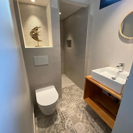 Jolie Pavillon Avec Jardin Prive Chalet