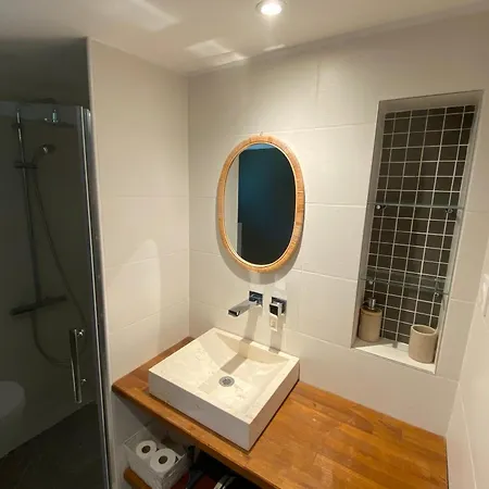 Jolie Pavillon Avec Jardin Prive Alpehytte *