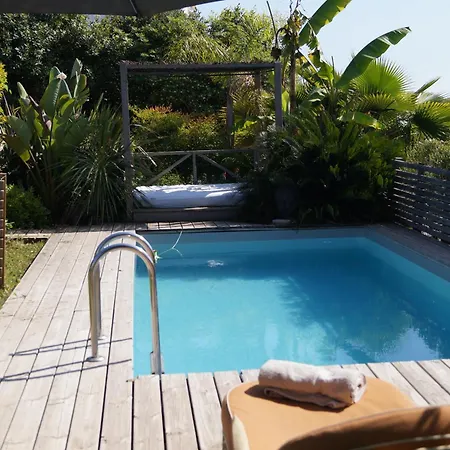 Jolie Pavillon Avec Jardin Prive Σαλέ